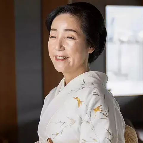 八重田 かおり​ 氏